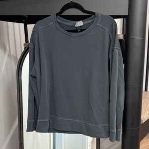 Universal Thread Women's Gray Sweatshirt